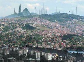 Çamlıca Camisi'nin minareleri yükselmeye başladı