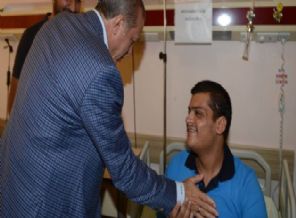 Erdoğan'dan Gazzeli yaralılara ziyaret