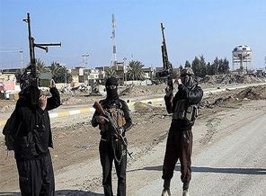 IŞİD Suriye'de askeri havaalanı ele geçirdi