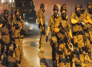 Özgür Amerika rüyası Ferguson'da öldü!