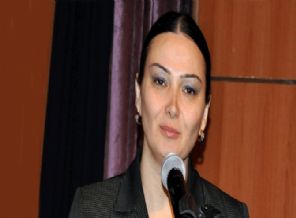 Azeri vekil maaşını Iraklı Türkmenlere bağışladı