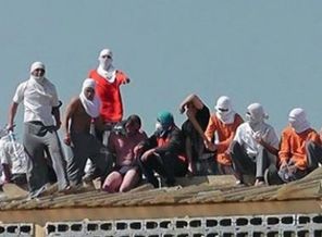 Cezaevindeki isyan dehşeti sürüyor!