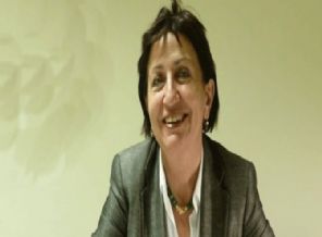 CHP'li Binnaz kadınlar plajını savundu, büyük tepki çekti