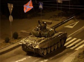 Tehlikeli gelişme: Tanklarla ülkeye girdiler