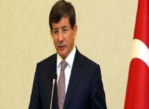 Davutoğlu'nun yanından ayırmayacağı 3 kişi