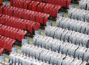 Erdoğan'a veda, Davutoğlu'na marş