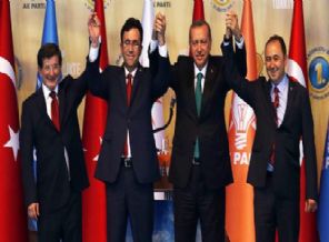 İki ilçenin başkanları AK Parti'ye geçti