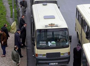 İstanbul'da minibüs ücretlerine zam