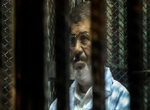 Mursi hakkında 15 gün hapis cezas