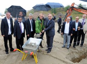 Danimarka'da papaz cami temeli attı