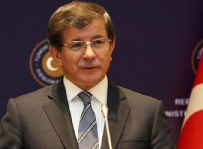 Davutoğlu'nun ilk tasfiyesi kabineden!