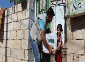 İHH’dan Suriye’de Dürzilere yardım