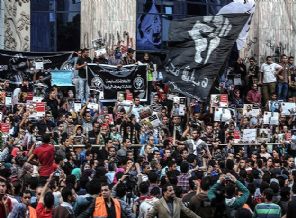 Mısır'da 6 Nisan Hareketi üyelerine gözaltı