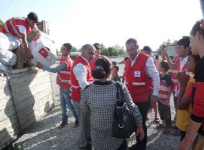 Türk Kızılayı'ndan Yezidilere yardım