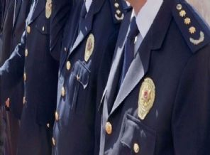 470 komiserin rütbeleri söküldü