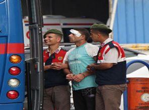 Cezaevi karıştı: 13 yaralı