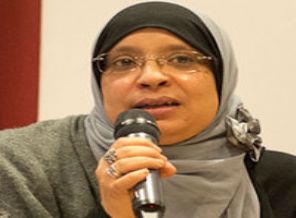 İtalya'da başörtülü belediye üyesi krizi