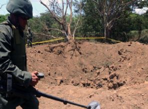 Meteor 15 metrelik çukur açtı