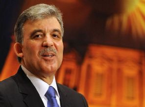 Gül'e devlet nişanı