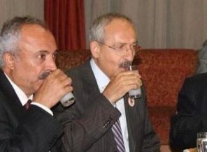 Kılıçdaroğlu'nun rakılı fotoğrafları twitterda