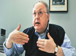 Hürriyet yazarı alay konusu oldu!