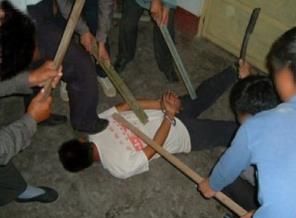 Müslümanlara 'yasal' işkence geliyor!