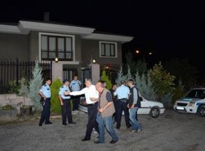 Ankara'da hırsızlar polisle çatıştı