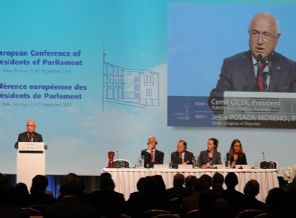 Cemil Çiçek'ten AB çıkışı