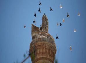 Esed'den Şam'a hava saldırısı: 50 ölü