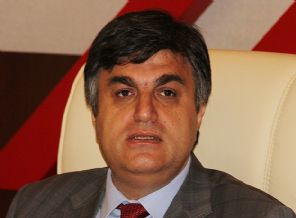 Akademisyenin maaş beklentisi uzman düzeyinde