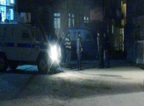 Silvan'da 5 okula bomba atıldı