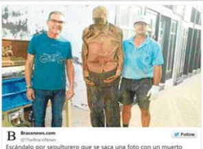 Ölüyü çıkartıp fotoğraf çektiler