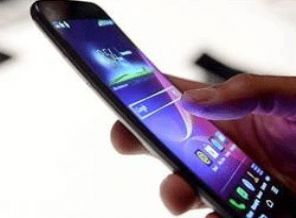 Cep telefonları güneş enerjisiyle çalışacak