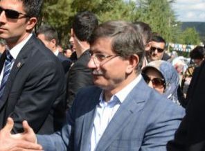 Davutoğlu ilk yurt dışı ziyaretine çıkıyor