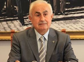 Kanser açıklaması doktorun başını yedi