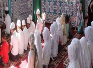 Okullara mescid geliyor