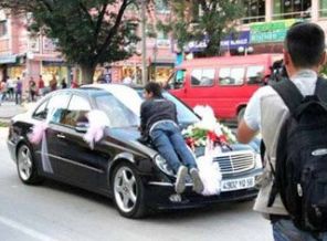 Bahşiş terörü bu kez evlendirme dairelerinde