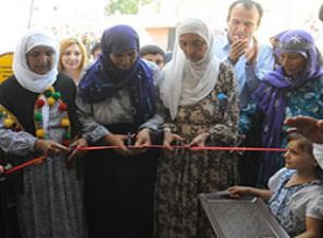 Cizre'deki Kürtçe eğitim veren okul da kapatıldı