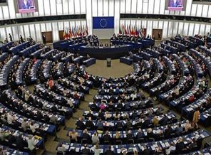 Ukrayna’ya Avrupa Birliği yolu açıldı