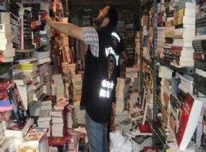 İstanbul'da korsan kitap operasyonu