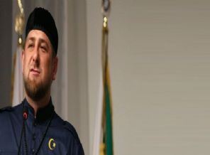 Kadirov tesettüre ve sakala savaş açtı