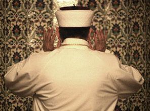 Kosova'daki cami imamları gözaltında