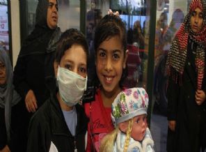 Askeri uçak Filistinli yaralılar için havalandı