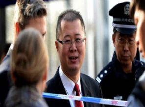 Tohti 'bölücülük' suçlamalarını reddetti