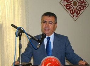 Hatay Valisi: Aldığım maaşı hak etmiyorum