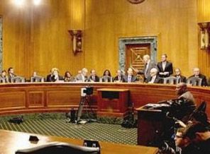 Muhaliflere yardım Senato’da onaylandı