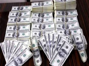 7 milyon dolar sahte parayla yakalandılar