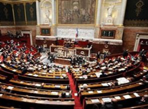 Fransa 'Anti Cihatçı' kanunu onayladı