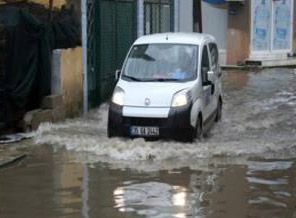 İçme suyu hattında patlama