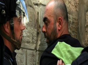 İsrail 13 Filistinliyi daha gözaltına aldı